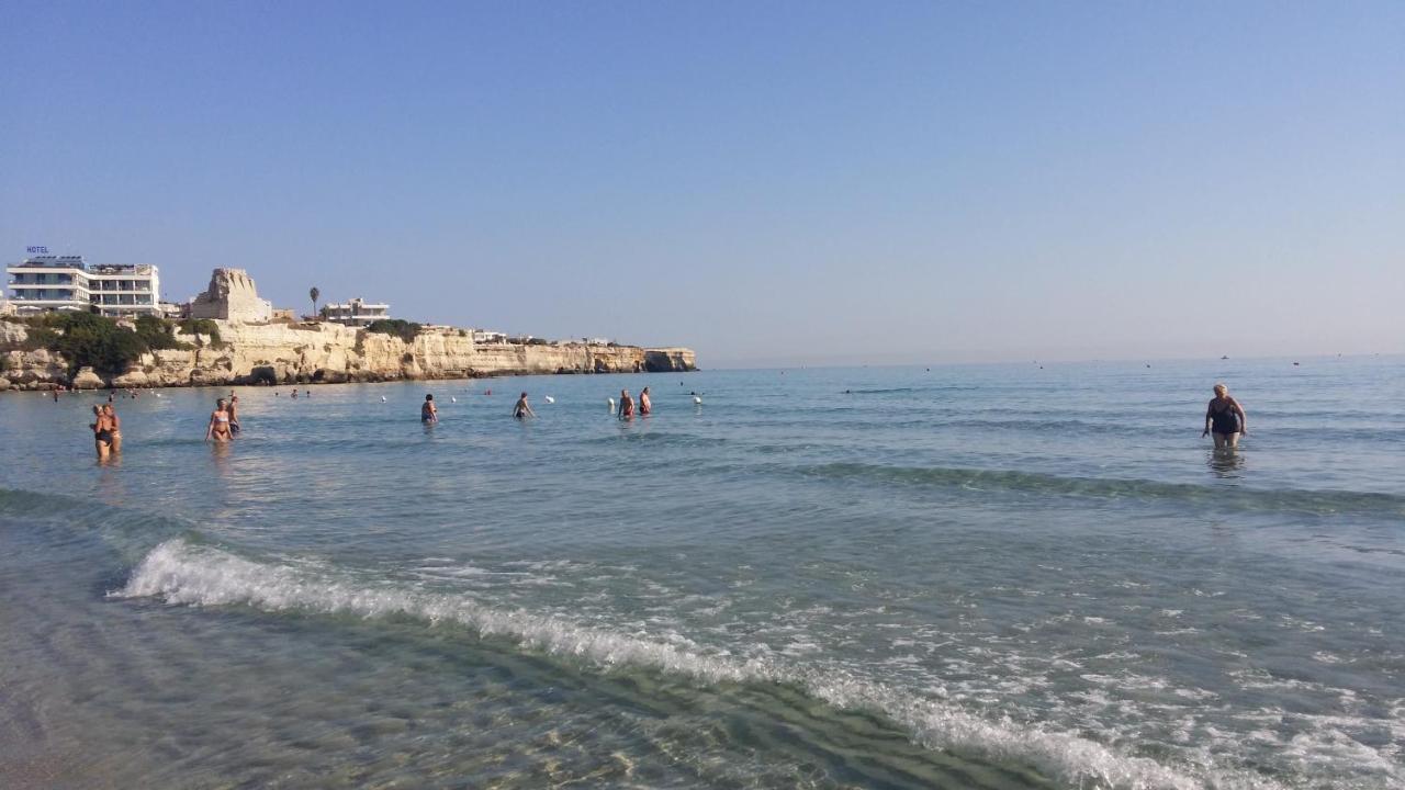Torre Dell'Orso Centro - Villino Vista Mare Con Ampio Giardino Villa Exteriör bild